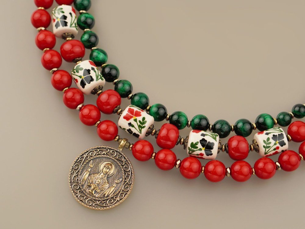 намисто з бісеру