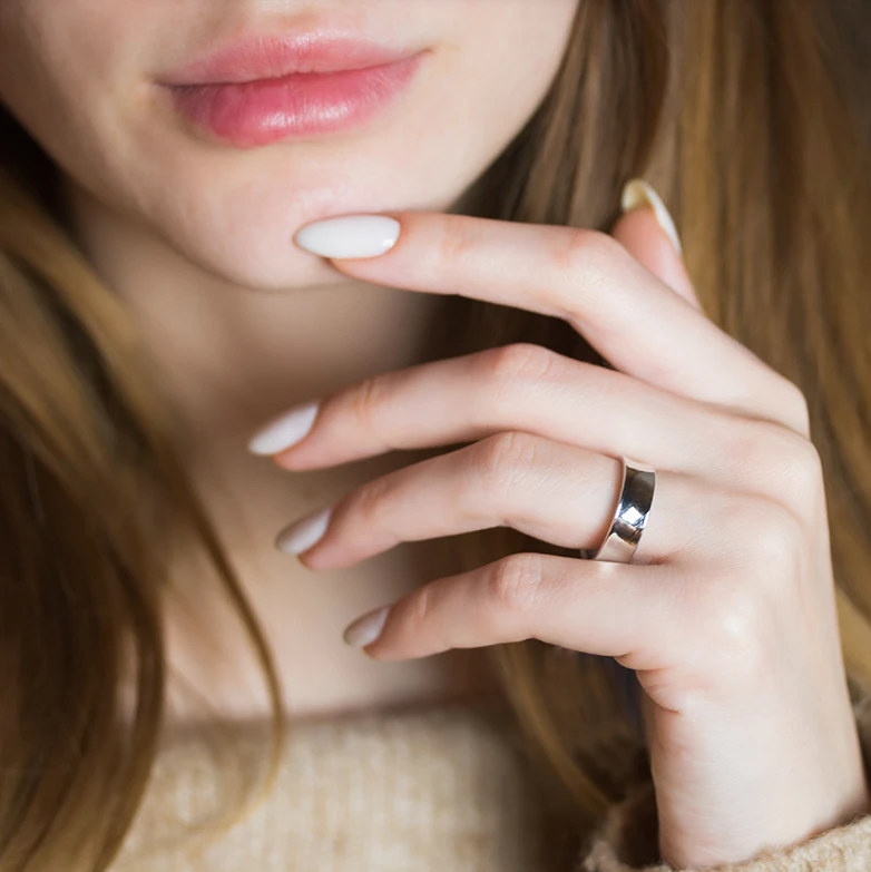 Золоті весільні каблучки: як обрати головну прикрасу життя