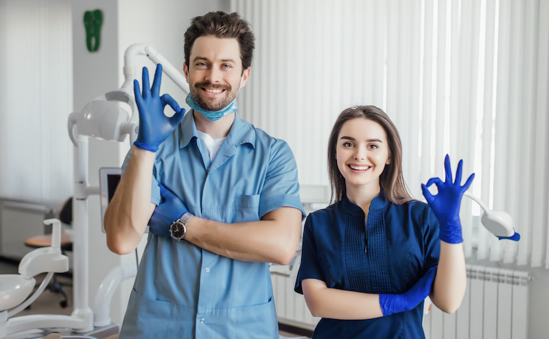 Як написати гарний відгук про стоматологію або подяку лікарю-стоматологу