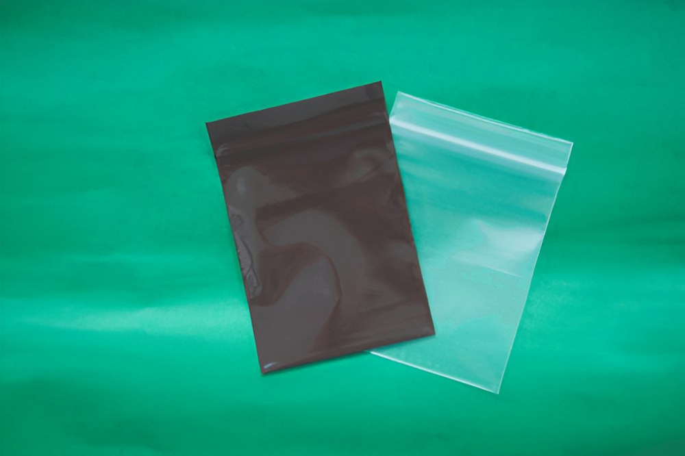Де використовуються пакети із замком Zip-Lock – від харчових продуктів до дрібної фурнітури